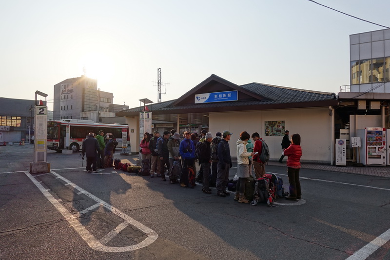 小田急線新松田駅・西丹沢自然教室行のバス停