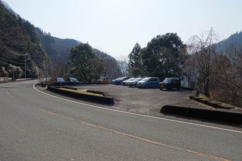 丹沢・ミツバ岳・駐車場