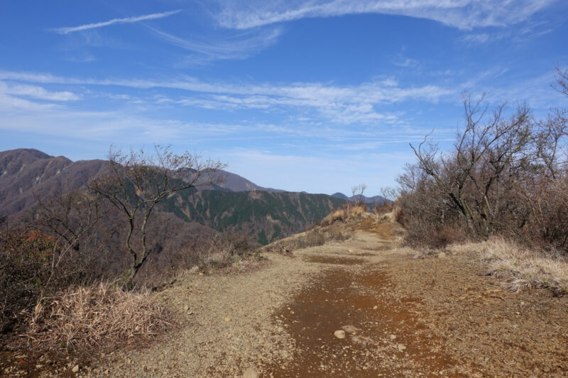 三ノ塔山頂~北端へ