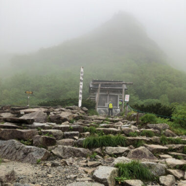 木曽駒ケ岳神社