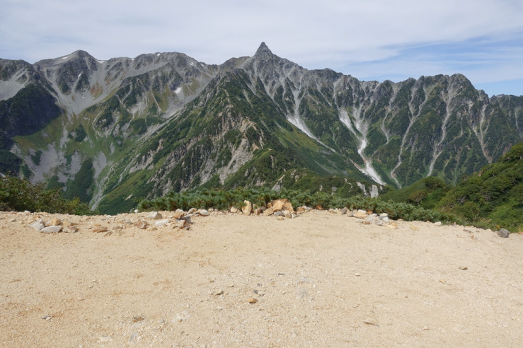 ヒュッテ西岳のテント場